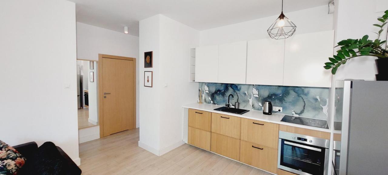 Central Apartments Baltica 1 & Parking 格但斯克 外观 照片