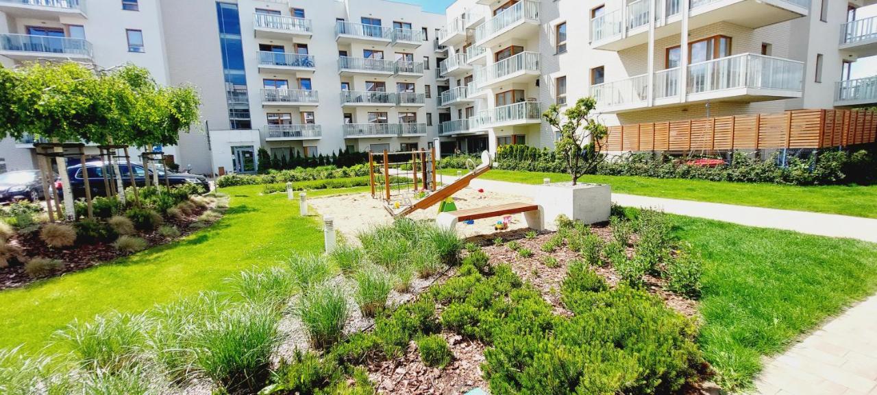 Central Apartments Baltica 1 & Parking 格但斯克 外观 照片