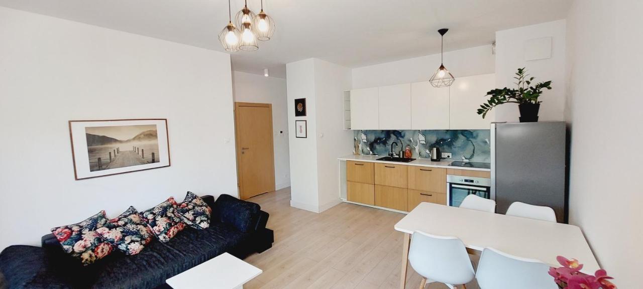 Central Apartments Baltica 1 & Parking 格但斯克 外观 照片