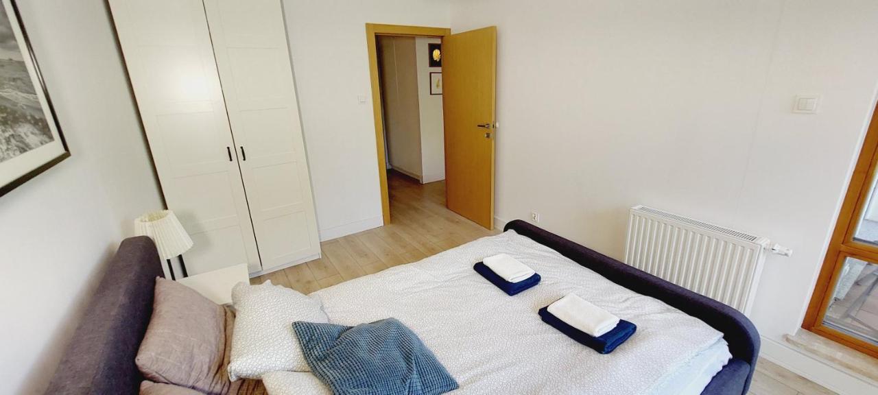 Central Apartments Baltica 1 & Parking 格但斯克 外观 照片